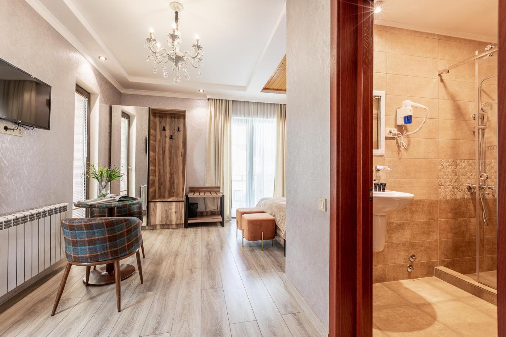 Hotel Gold Tower Mestia Quarto foto